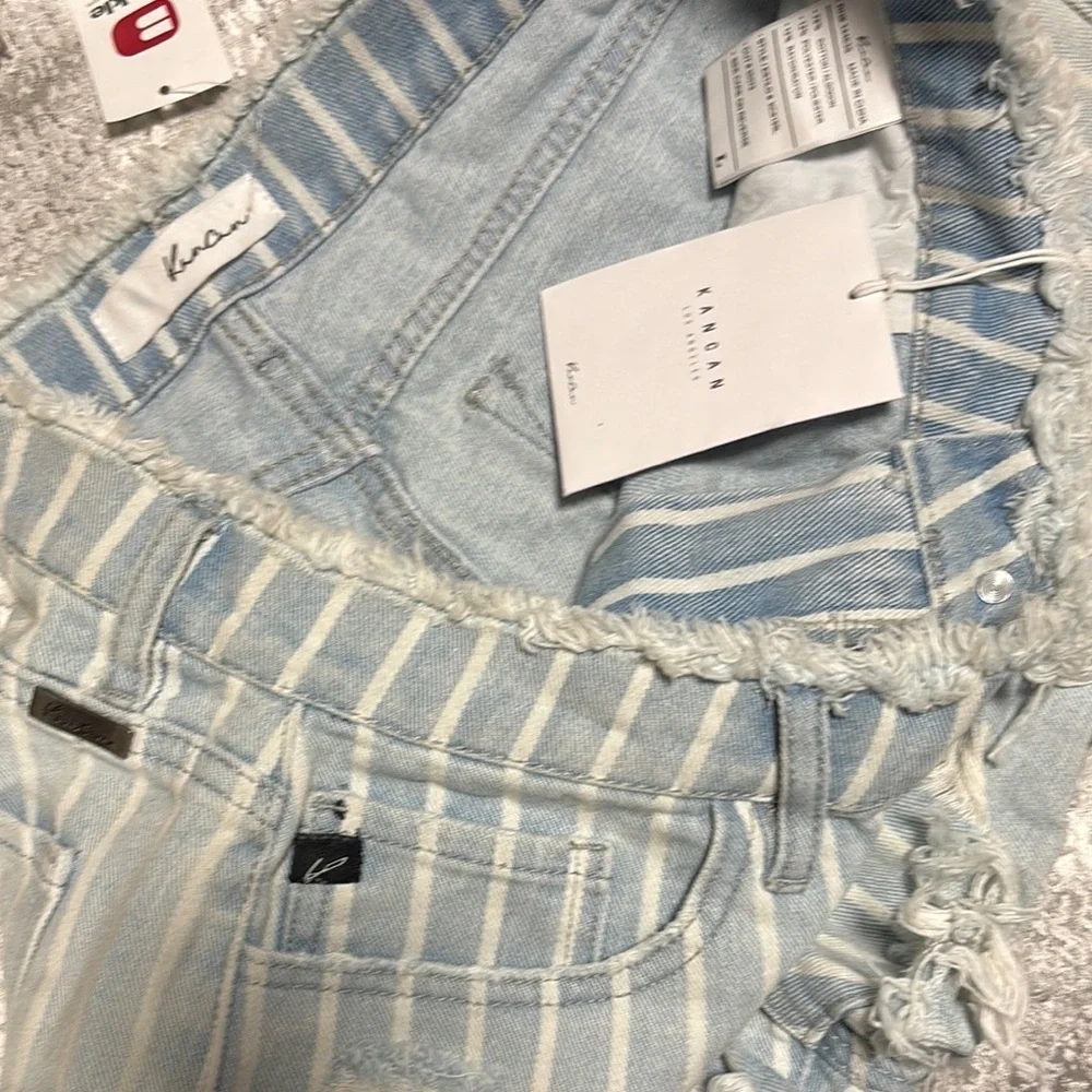 NWT KanCan Blue Striped Jean Shorts - Picture 7 of 14